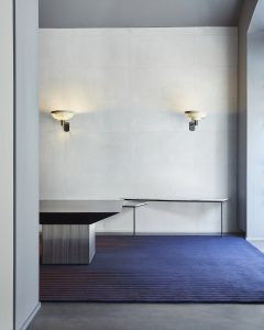 ГЕОМЕТРИЯ |  МАРКО ЛАВИТ, Вид установки.  Galleria Rossella Colombari, октябрь 2023 г. Фото Кристофера Гиольди.