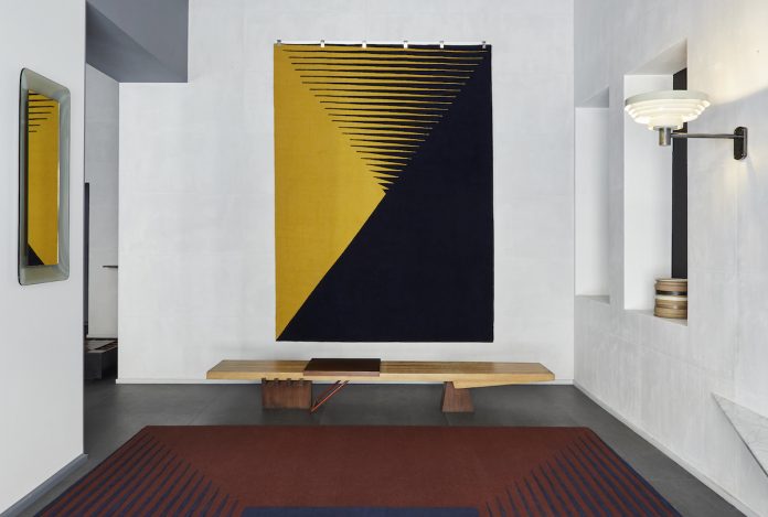 ГЕОМЕТРИЯ |  МАРКО ЛАВИТ, Вид установки.  Galleria Rossella Colombari, октябрь 2023 г. Фото Кристофера Гиольди.