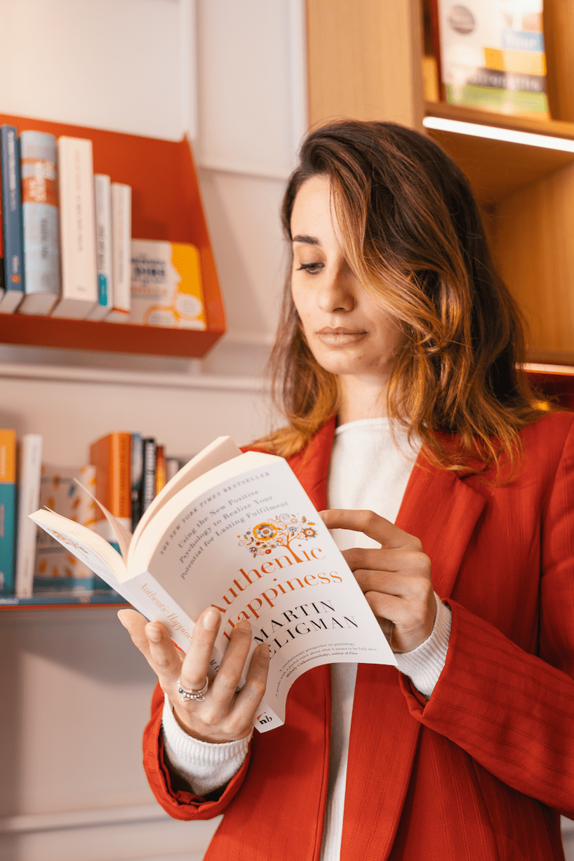 Книжный магазин Фонда защиты человека