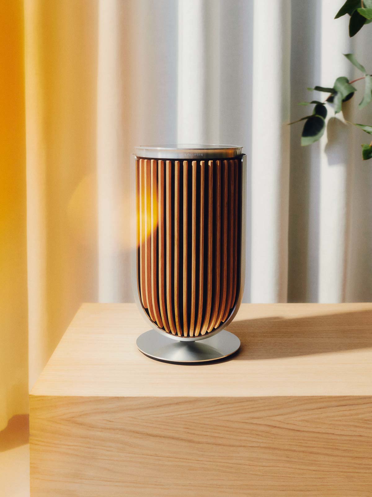 Beolab 8 от Bang & Olufsen
