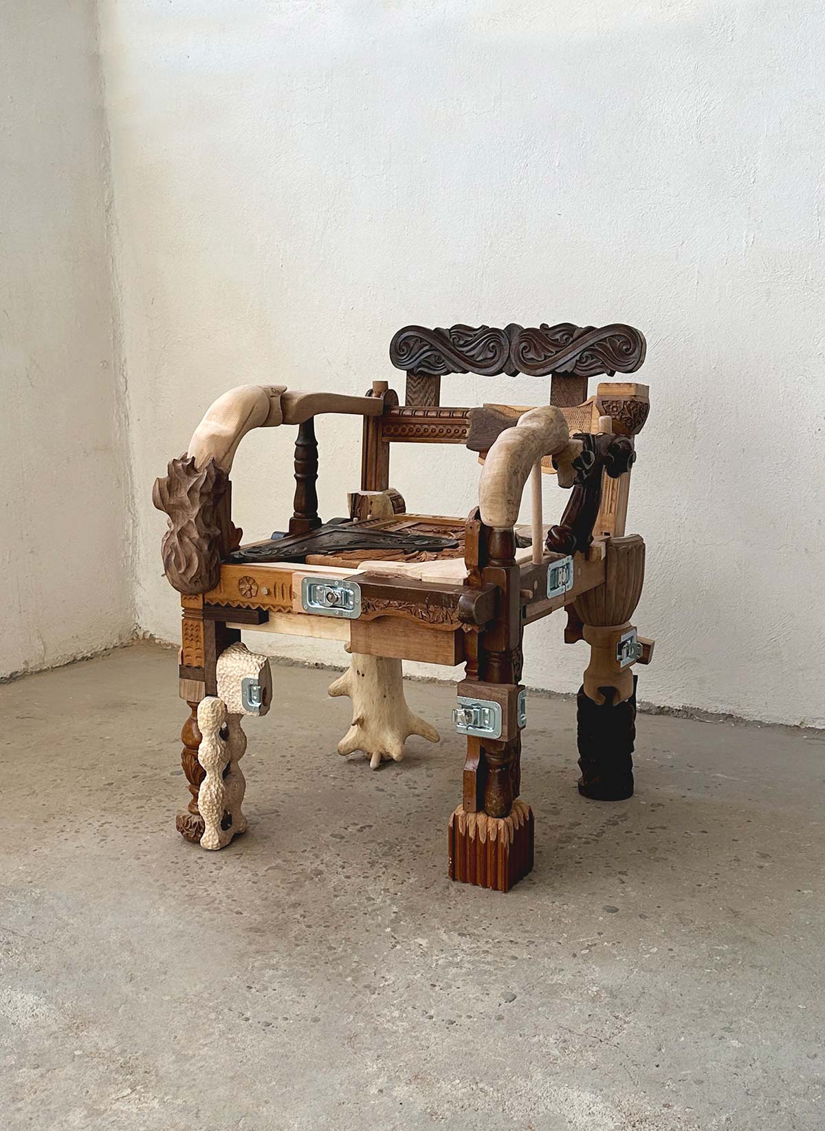 Lapsus Materiae Костаса Ламбридиса