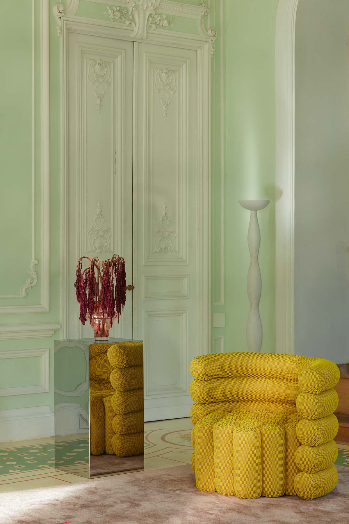 Transat Mimosa, коллекция Les Bains от Métaphores, дизайн Эмили Паралитичи - Фото © Gaëlle Le Boulicaut