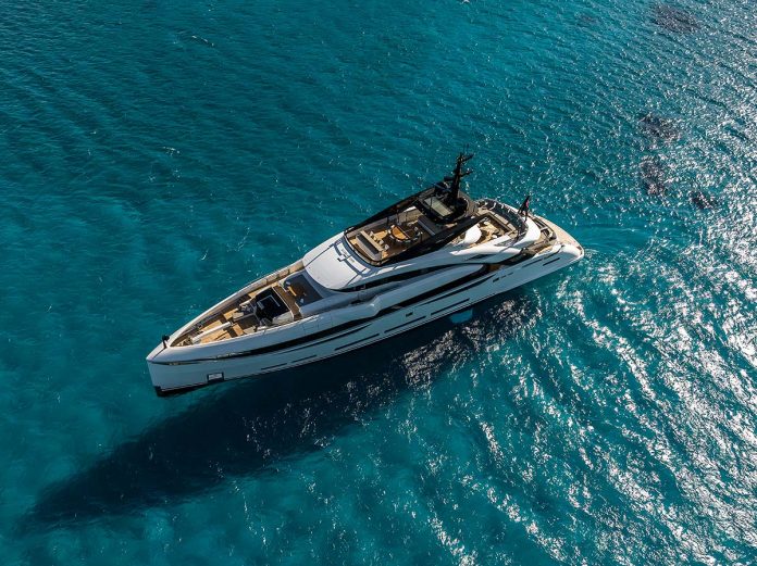 Яхта UV II от ISA Yachts - Фото © Leonardo Андрейни