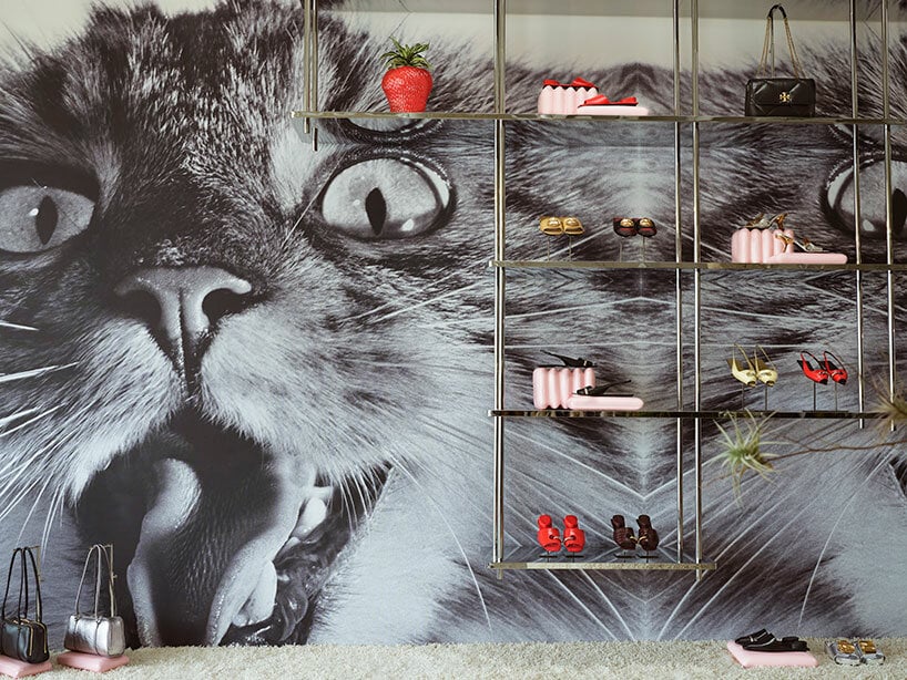 Тори Берч и Умберто Леон представили новый концептуальный магазин в Лос-Анджелесе с интерьером в кошачьем стиле