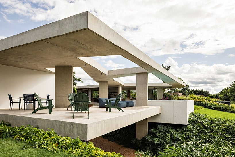 FGMF Arquitectos Casa Subtração