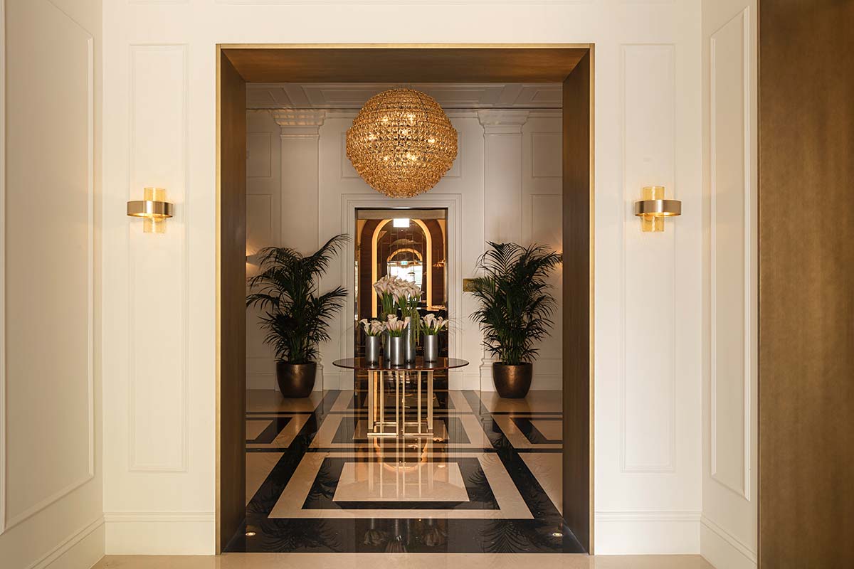 02_Rome-Ambasciatori_Entrance