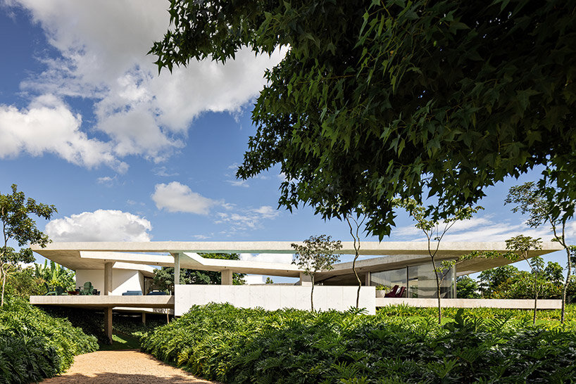 FGMF Arquitectos Casa Subtração