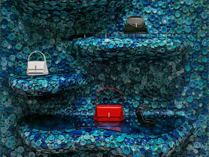 «Acquario» @ Ferragamo Milano, дизайн Андреа Манкузо/Analogia Project