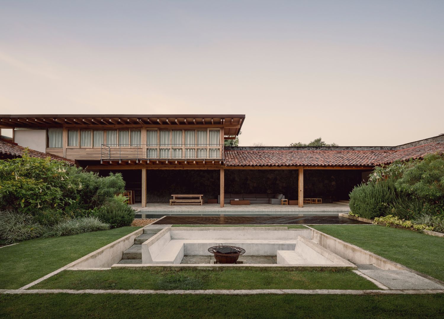 La Hacienda Jardin от Practica Arquitectura _ Дэвид Мартинес _ фотограф Сезар Бехар (3)