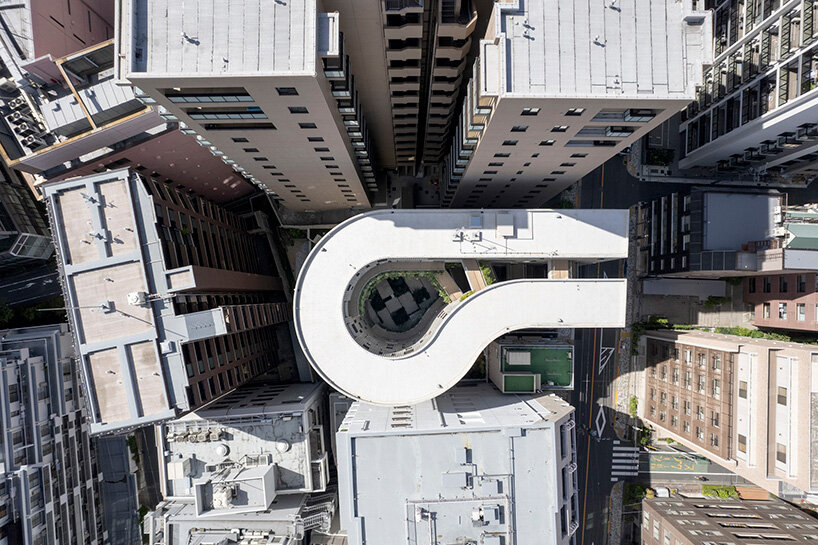 Тэндзинчо от архитекторов Хироюки Ито — это изогнутый кусочек природы в Токио