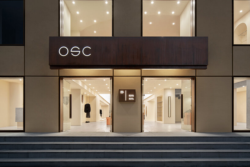 Эллиптические элементы привносят тепло в гостиную в бутике OSC студии Xframe в Китае