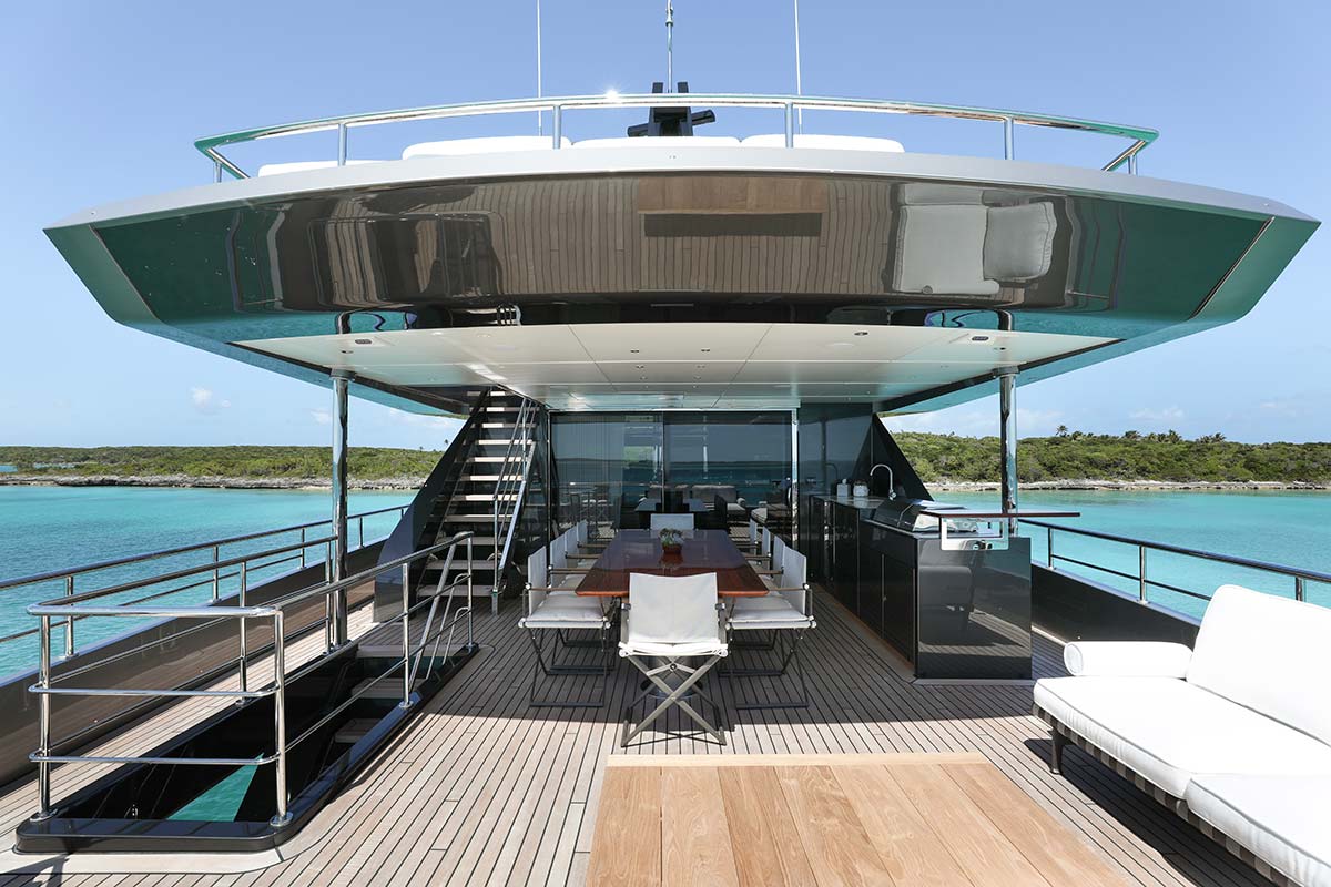 OA35Puro_AftBridgedeck2