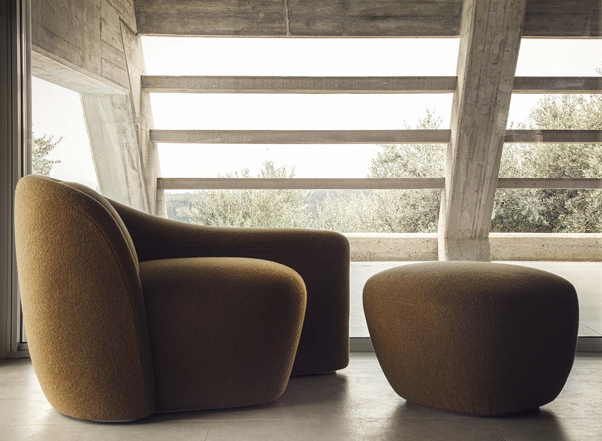 Palm-Duet-Chaise-Longue-and-Ottoman-Stool_Wish-Bouclé---Sitatunga