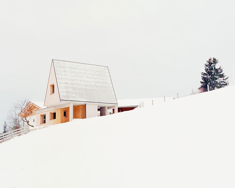 BS HOF House: Alpina Architects представляет недавно расширенный фермерский дом в северной Италии