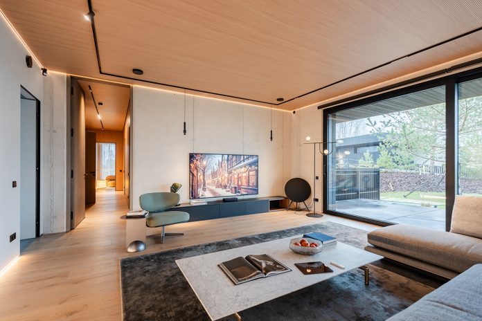 Kaigan Villas, Рига