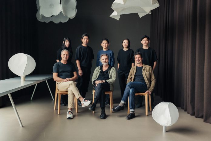 Atelier Oï + A-poc способен Atelier Oï + A-poc способен