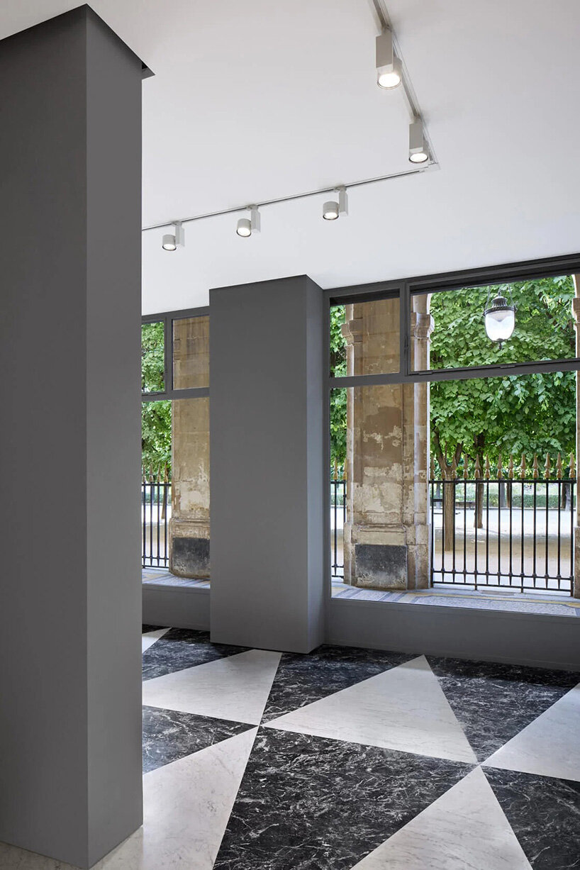 Acne Studios запускает постоянную галерею под аркадами парижского Palais Royal