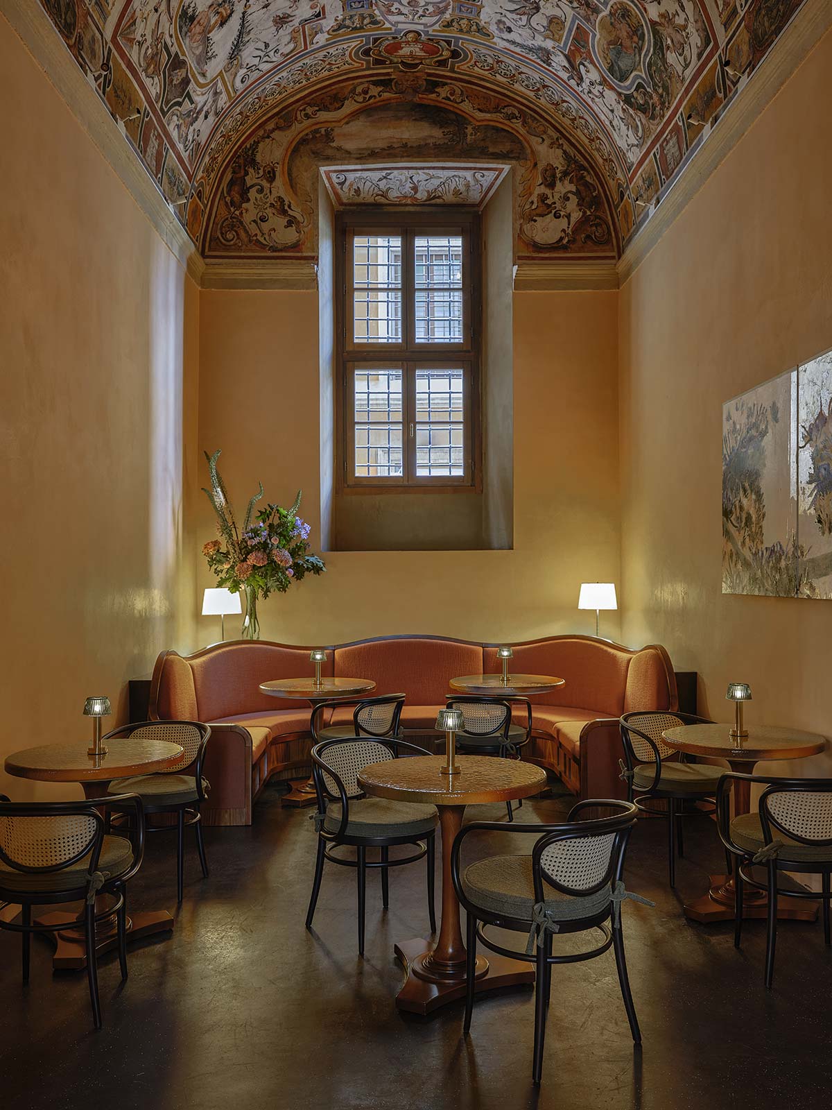 Palazzo Talìa_Bar_Library