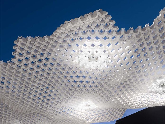Nuvem Outdoor от Slamp, дизайн Miguel Arruda