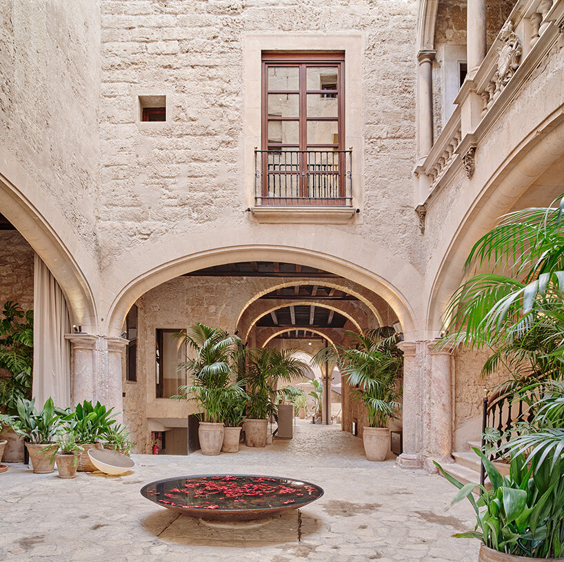 Отель Nobis Palma Mallorca