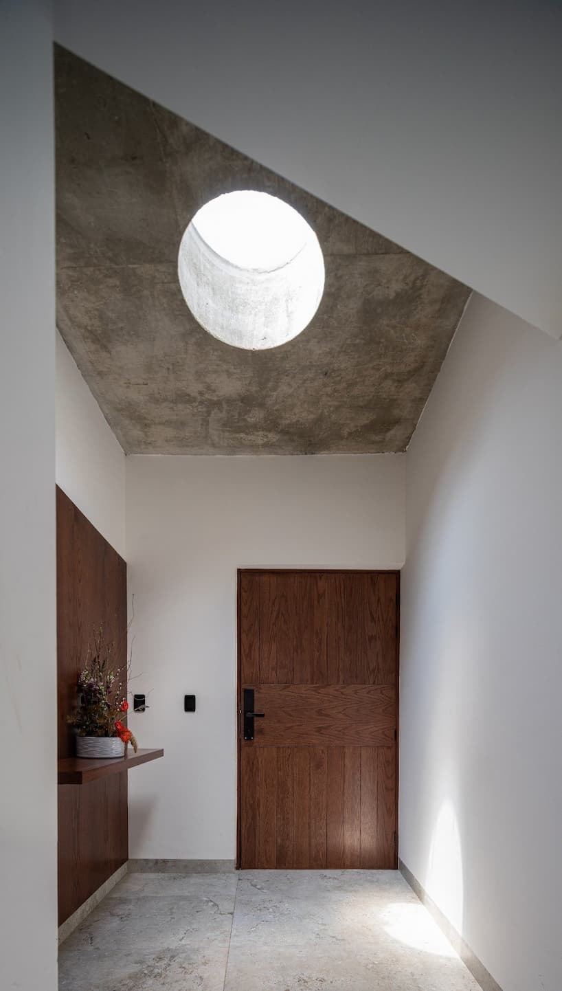 Пористость и укрытие Casa Galvez переосмысливает народ 4