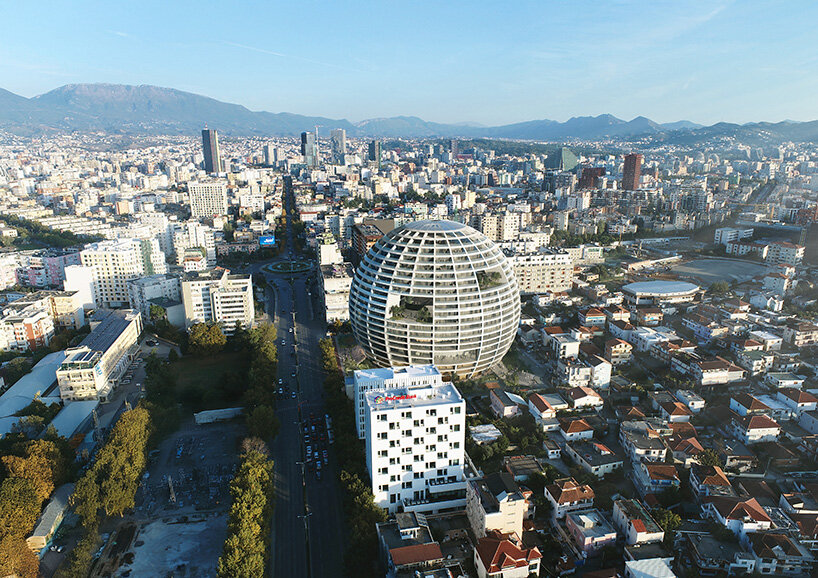 Большой бальный зал mvrdv в Тиране