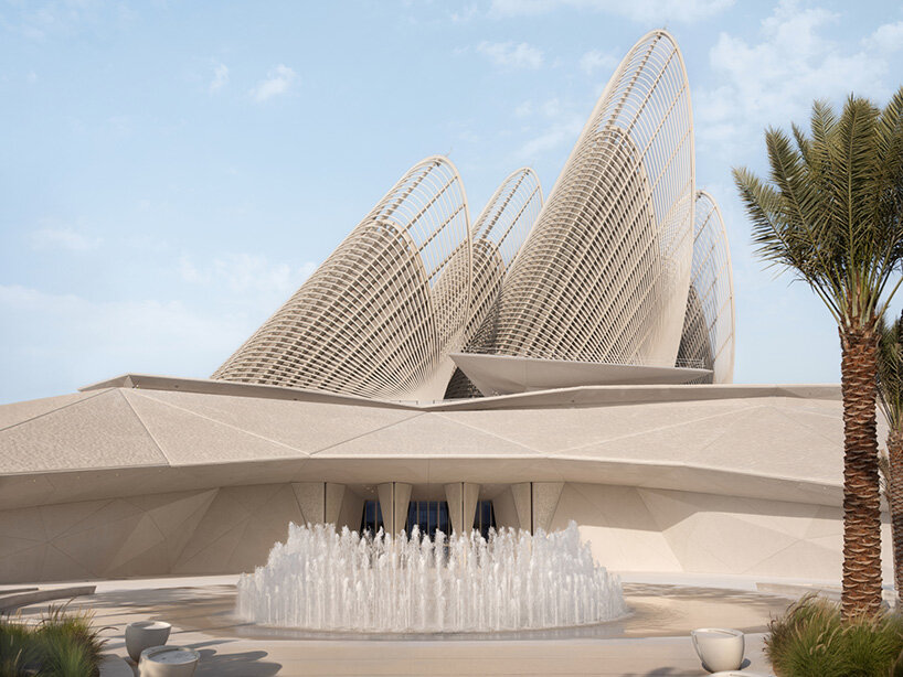 Национальный музей Зайда от Foster + Partners расправляет свои стальные крылья над Абу-Даби