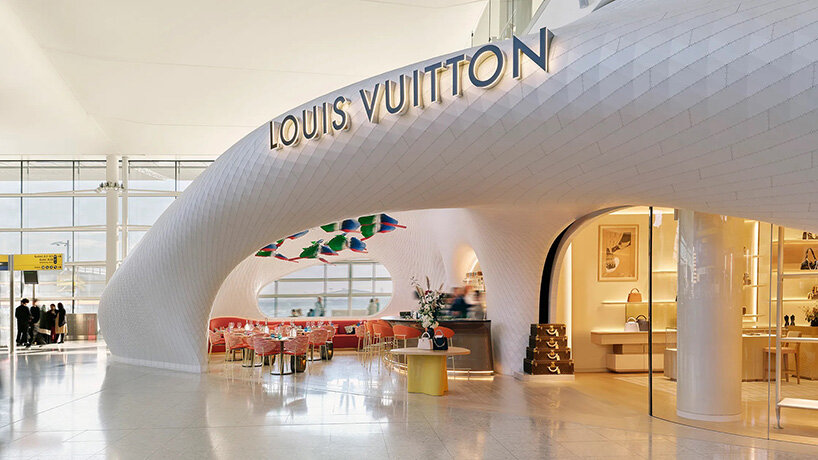 Марк Форнес / THEVERYMANY построили кафе и магазин Louis Vuitton в стиле фюзеляжа в Хитроу