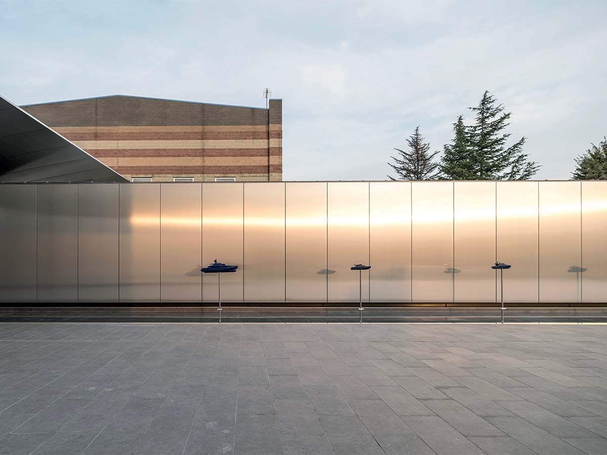 Azimut Yachts headquarters, Avigliana, Turin - Photo © Rasmus Hjortshøj 6.jpg