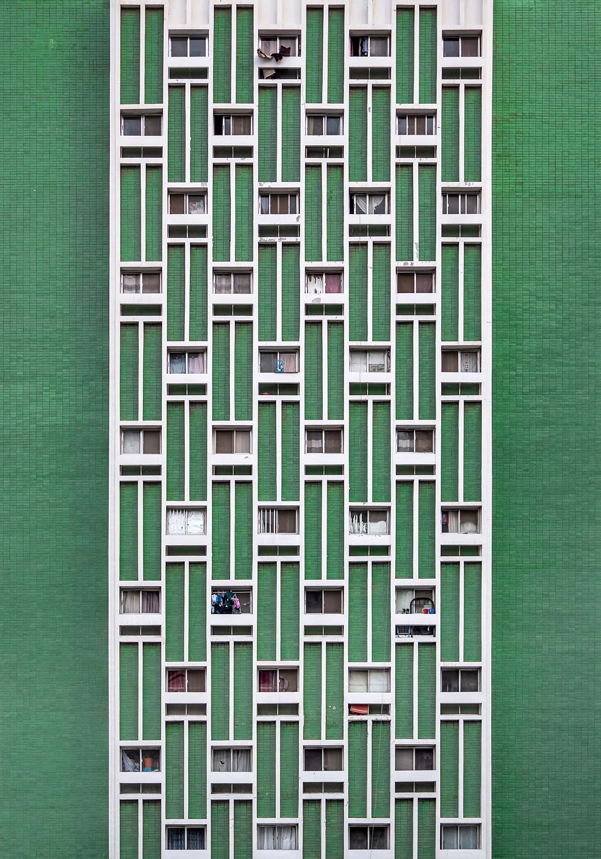 Здание Аль-Омайра - Фото © Hussain AlMoosawi