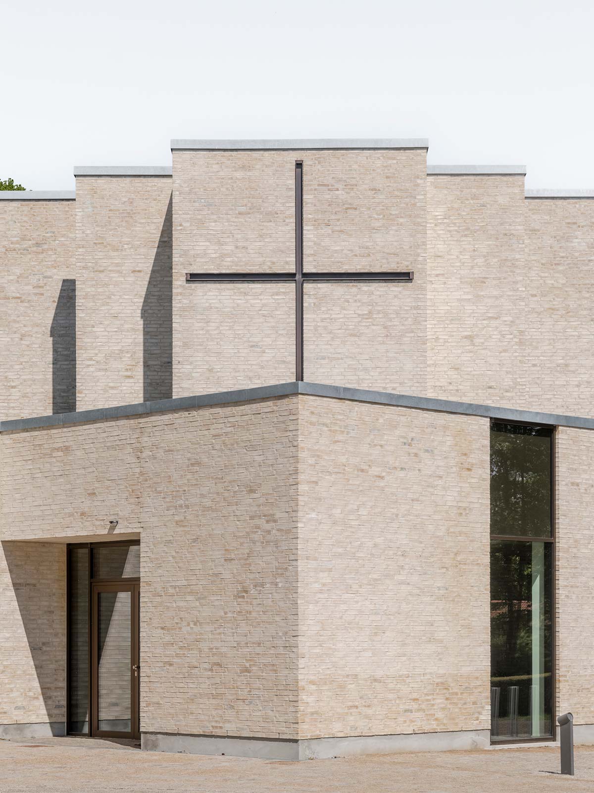 Højvangen Church, Skanderborg, Denmark - Photo © Rasmus Hjortshøj 5
