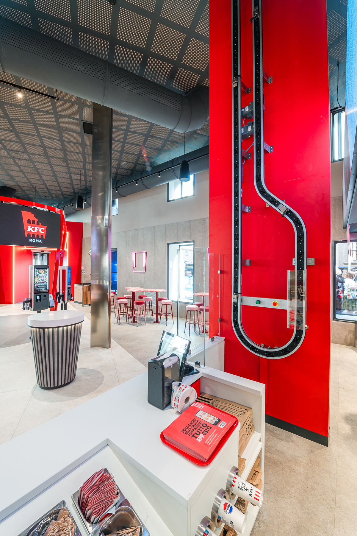 KFC, Rome - Photo © Marco Scichilone 04