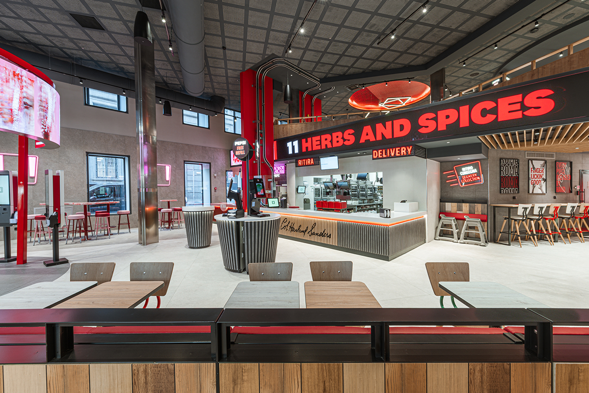 KFC, Рим - Фото © Marco Schichilon 02 KFC, Рим - Фото © Marco Schichilon