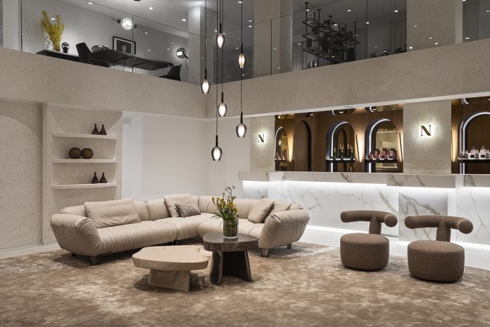 Флагманский магазин Natuzzi Italia, Милан