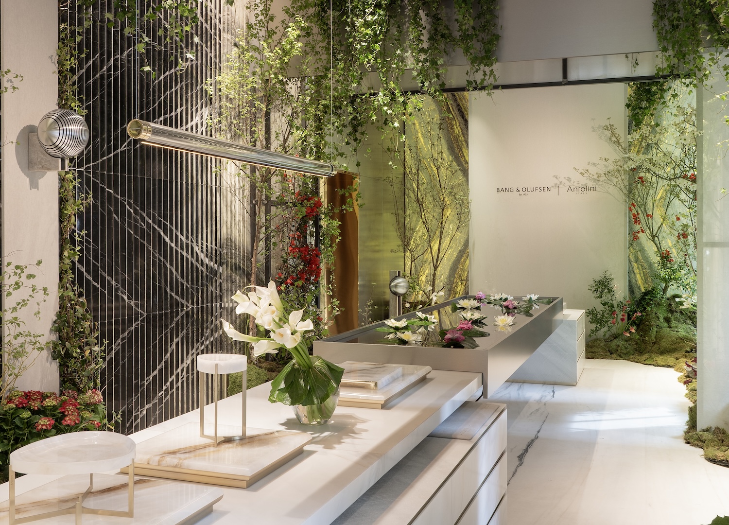 Выставка Недели дизайна в Милане ©Bang & Olufsen и Antolini®